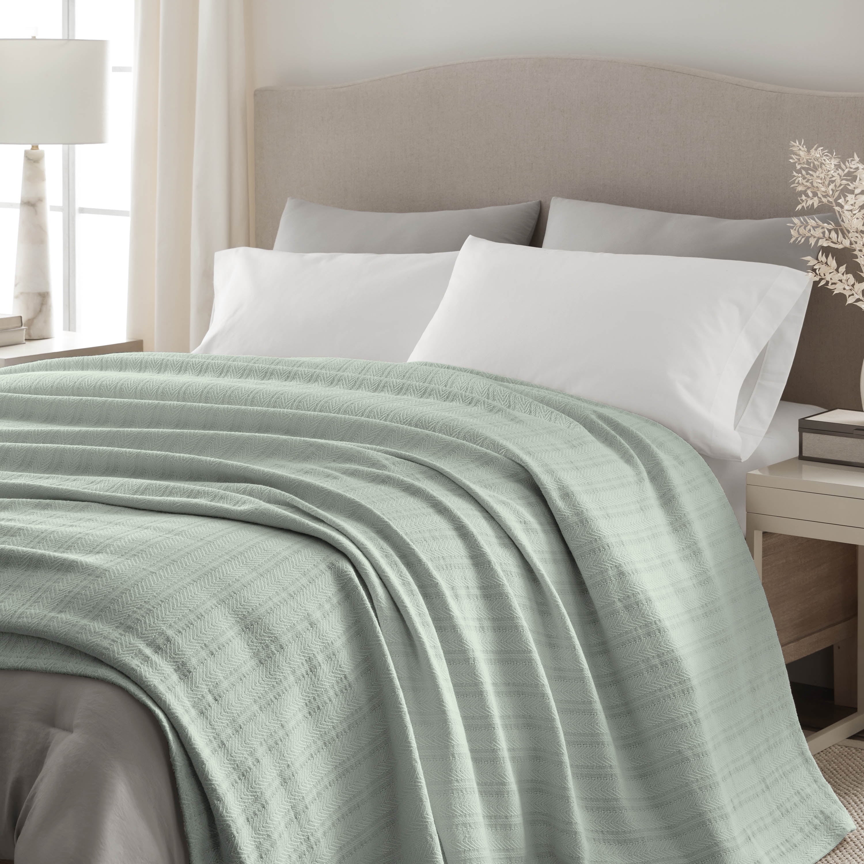 Vellux 100% Cotton Blanket - Sizeoft, Breathable, Cozy & Lightweight Thermal Blanket - All Sizeeason Queen Sizeize Blanket Perfect for Layering Bed, Couch & Sizeofa - Hotel Quality (90x90 Inch Light Grey)