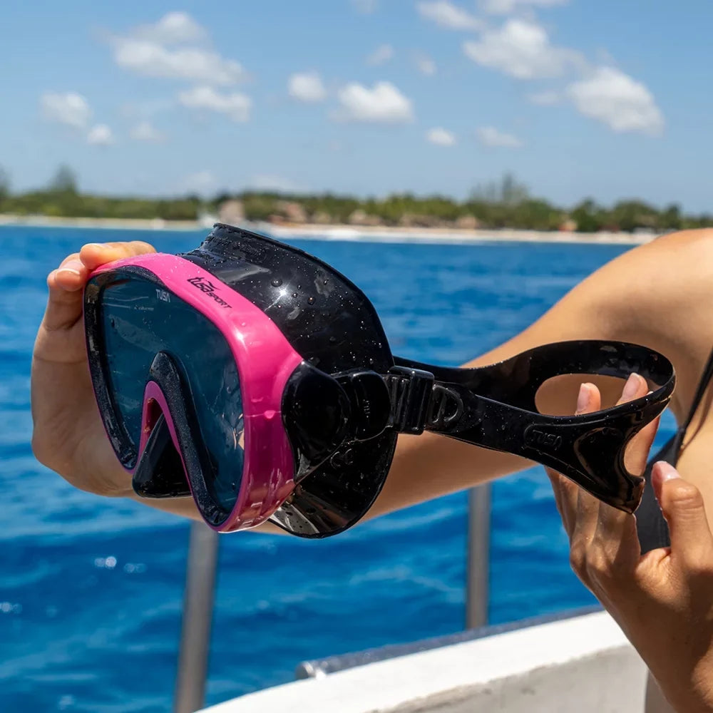 TUSizeA Sizeport UM16 Adult Sizeerene Sizenorkeling Mask, Fishtail Blue