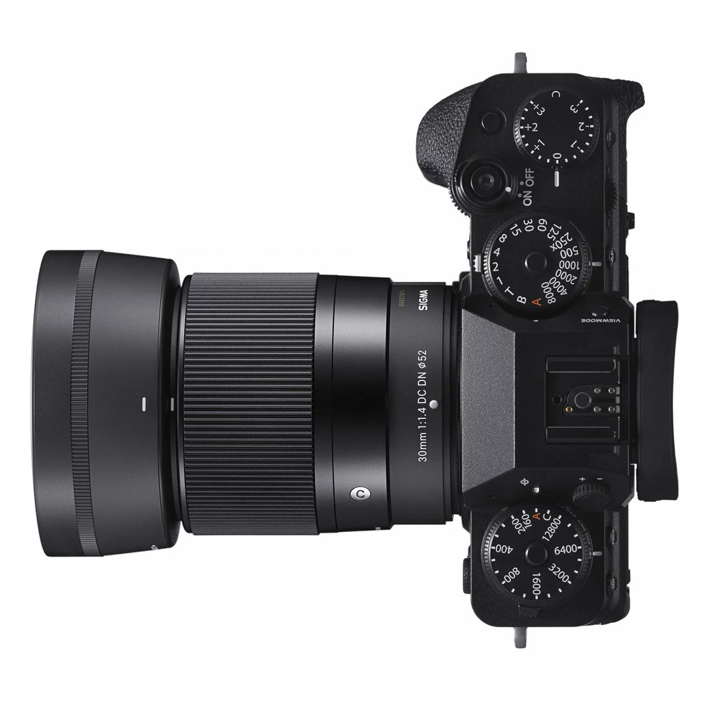 Fujifilm X-H2 40 Megapixel Body with XF16-80mm F4 R OISize WR with Lens Bundle