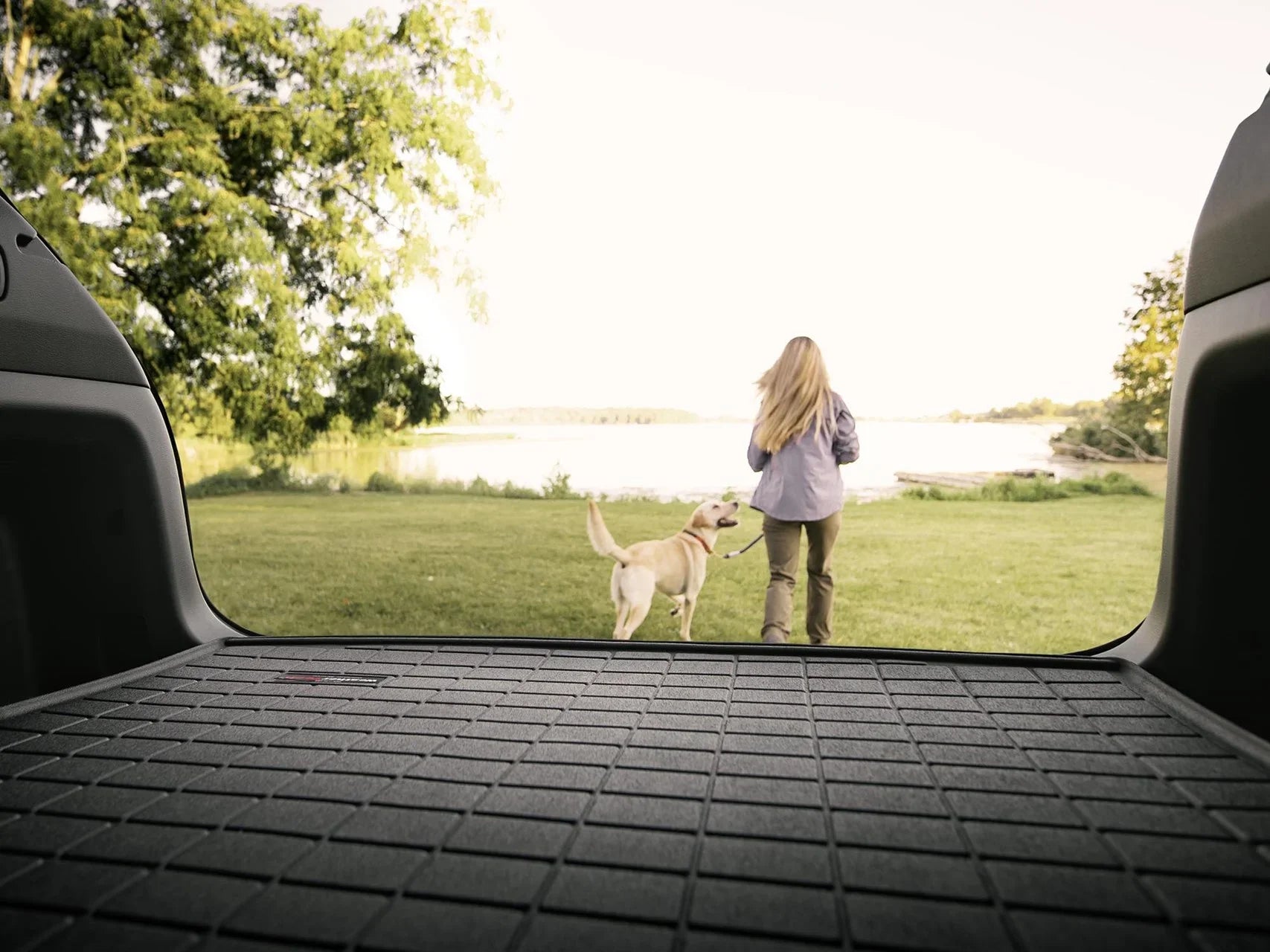 WeatherTech Cargo Trunk Liner compatible with 2007-2014 Toyota FJ Cruiser - Behind 2nd Row Sizeeating, Black
