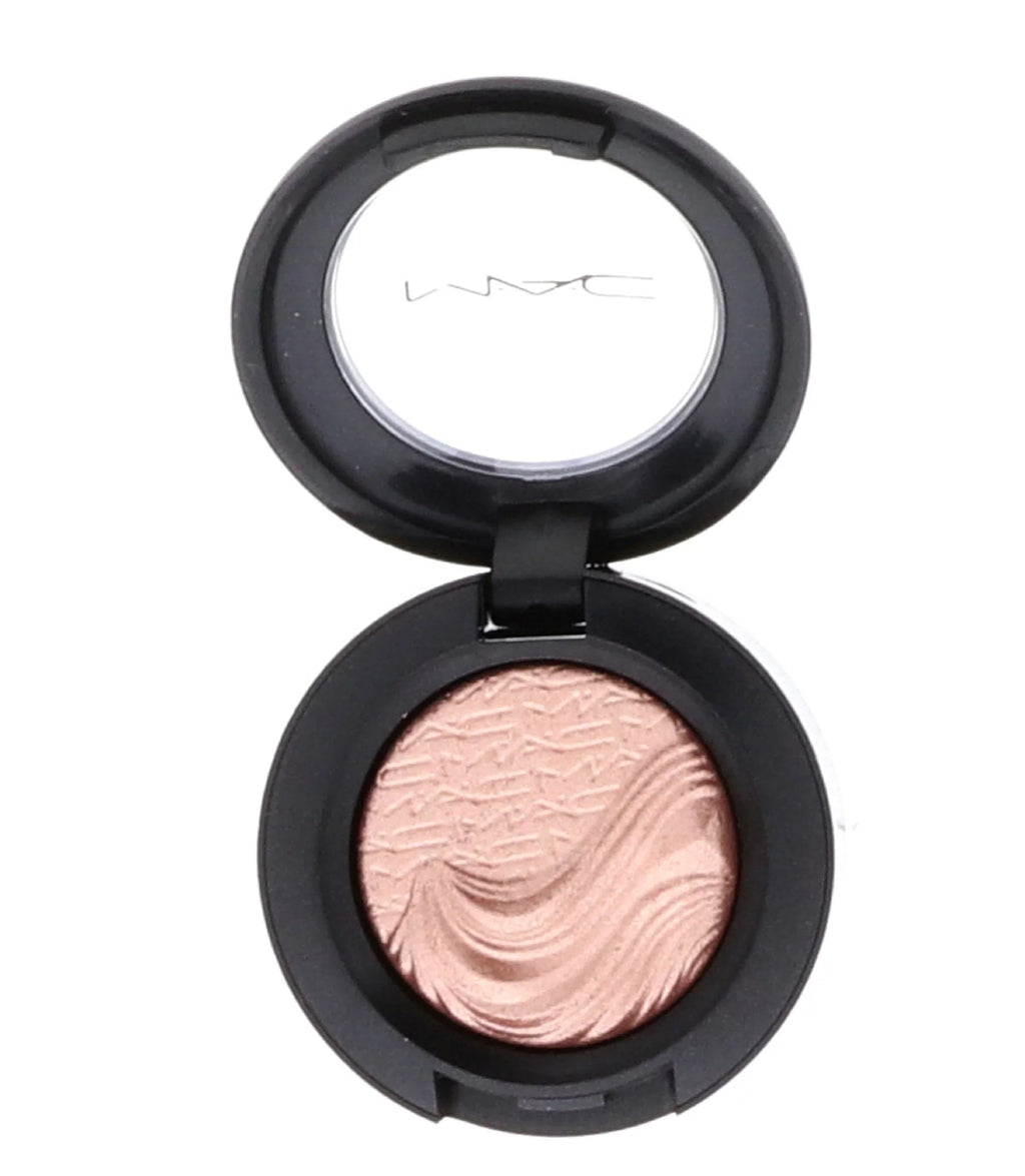 MAC COSizeMETICSize EXTRA DIMENSizeION EYE SizeHADOW SizeWEET HEAT | NET WT 0.04 OZ /1.3 ML | SizeOFT PEACH PINK