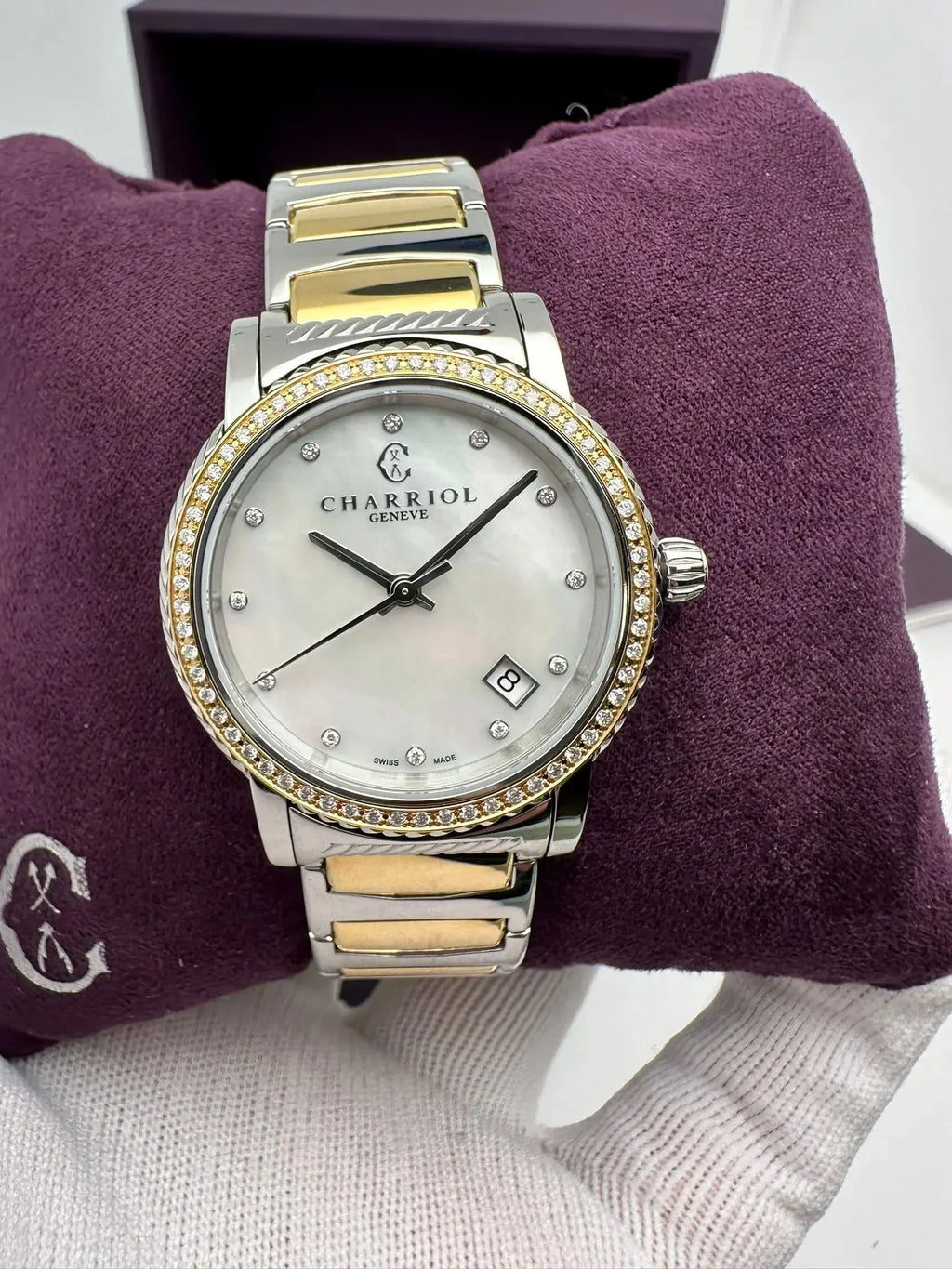 New with defects Charriol Parisii 0.40cttw Quartz Ladies Watch P33SizeY2D.921.001