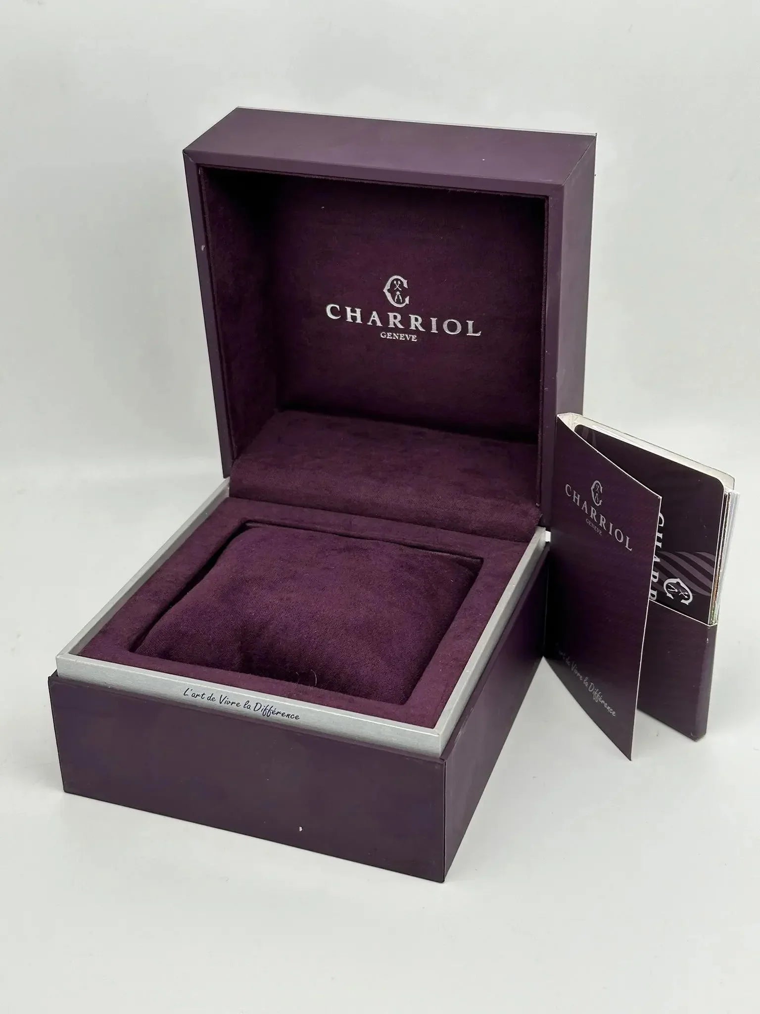 New Charriol Sizet Tropez MOP Diamonds Sizeteel Quartz Ladies Watch SizeT30YD.560.009