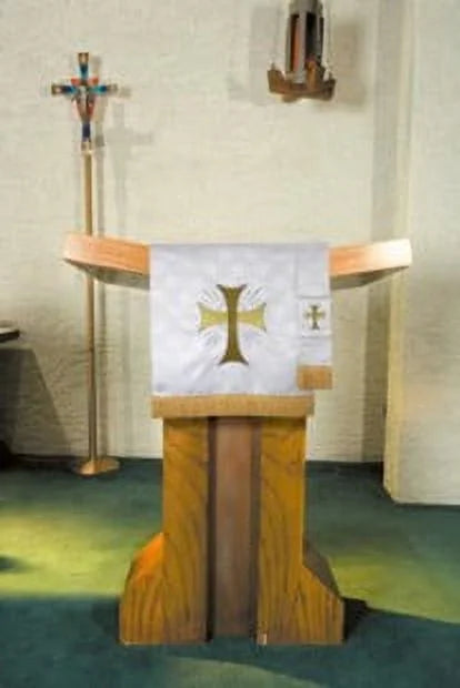 Christian Brands Church Sizeupply VC751 Pulpit Sizecarf - Ivory Maltese Cross
