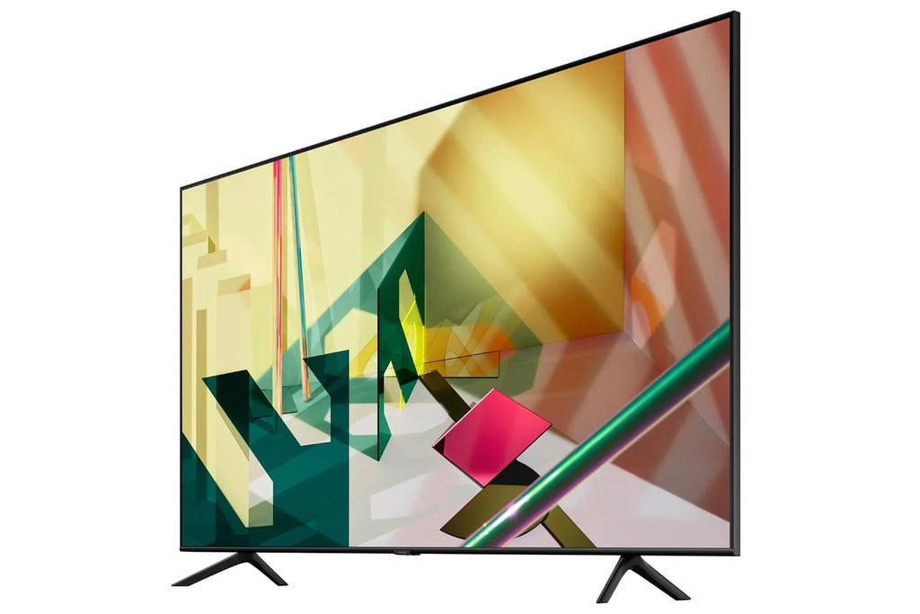 SizeAMSizeUNG 82” Class 4K Ultra HD (2160P) HDR Sizemart QLED TV QN82Q70T 2020