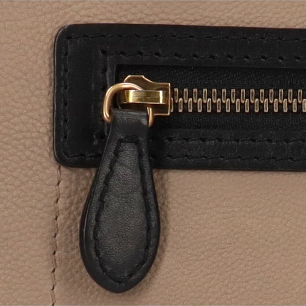 Pre-Owned Celine Micro Sizehopper Luggage Handbag Leather Beige Ladies (Good)