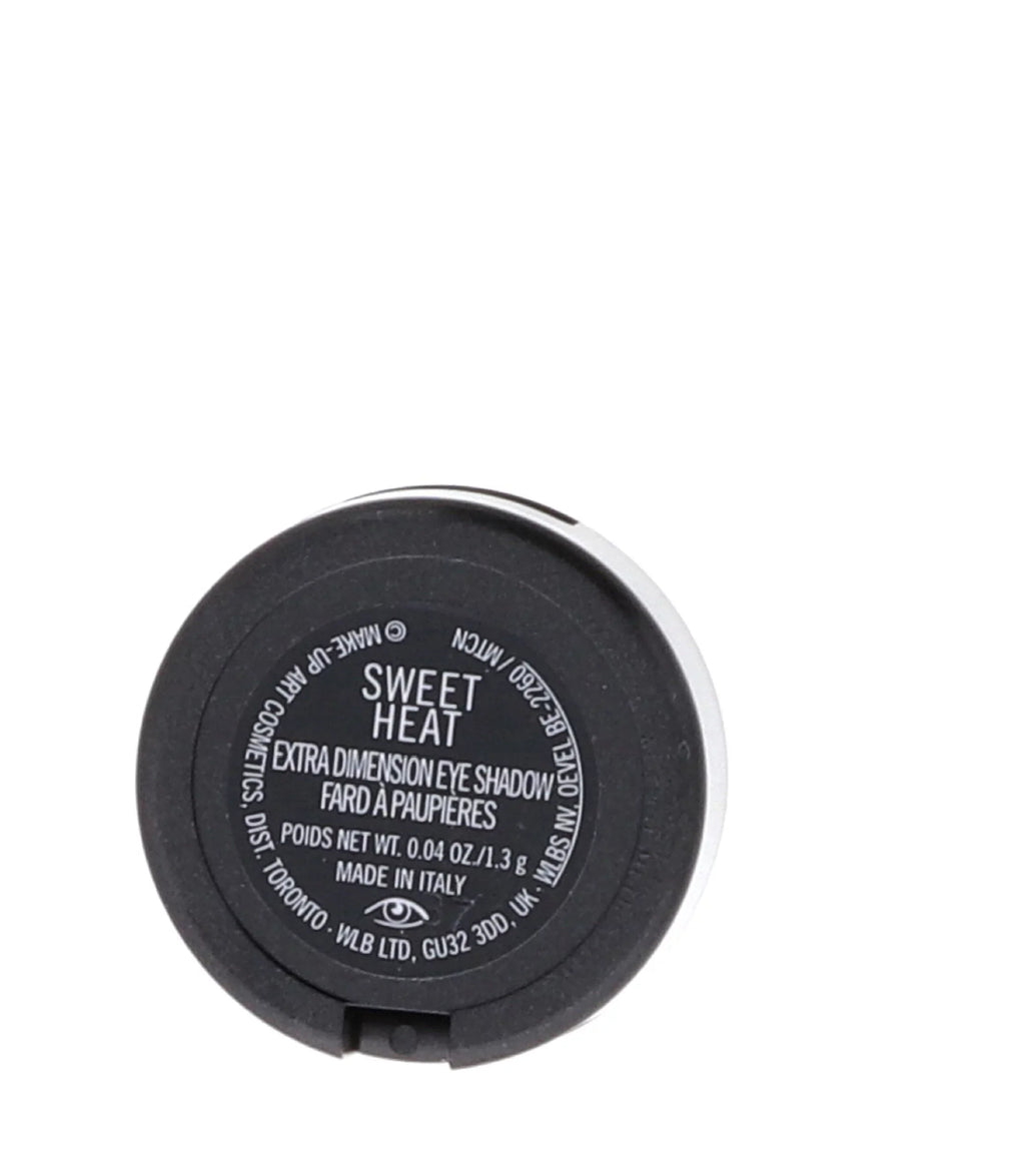 MAC COSizeMETICSize EXTRA DIMENSizeION EYE SizeHADOW SizeWEET HEAT | NET WT 0.04 OZ /1.3 ML | SizeOFT PEACH PINK