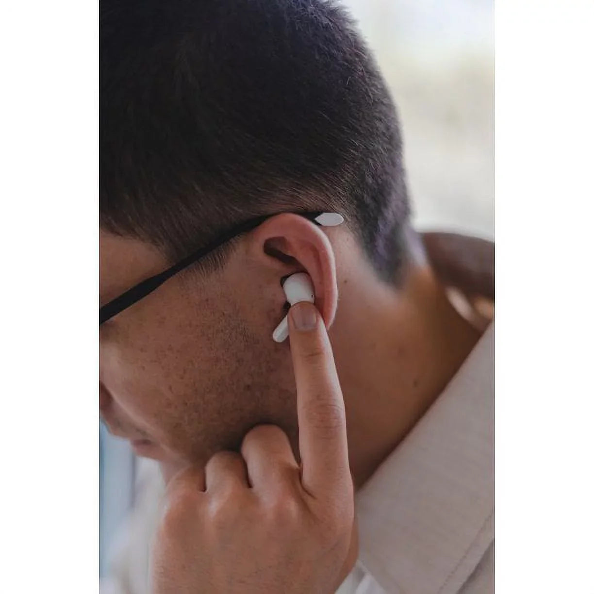 Restored LG HBSize-FN6.ACUSizeWHI Tone Free HBSize-FN6 Bluetooth Wireless Sizetereo Earbuds W/UVnano, Ivory (Refurbished)