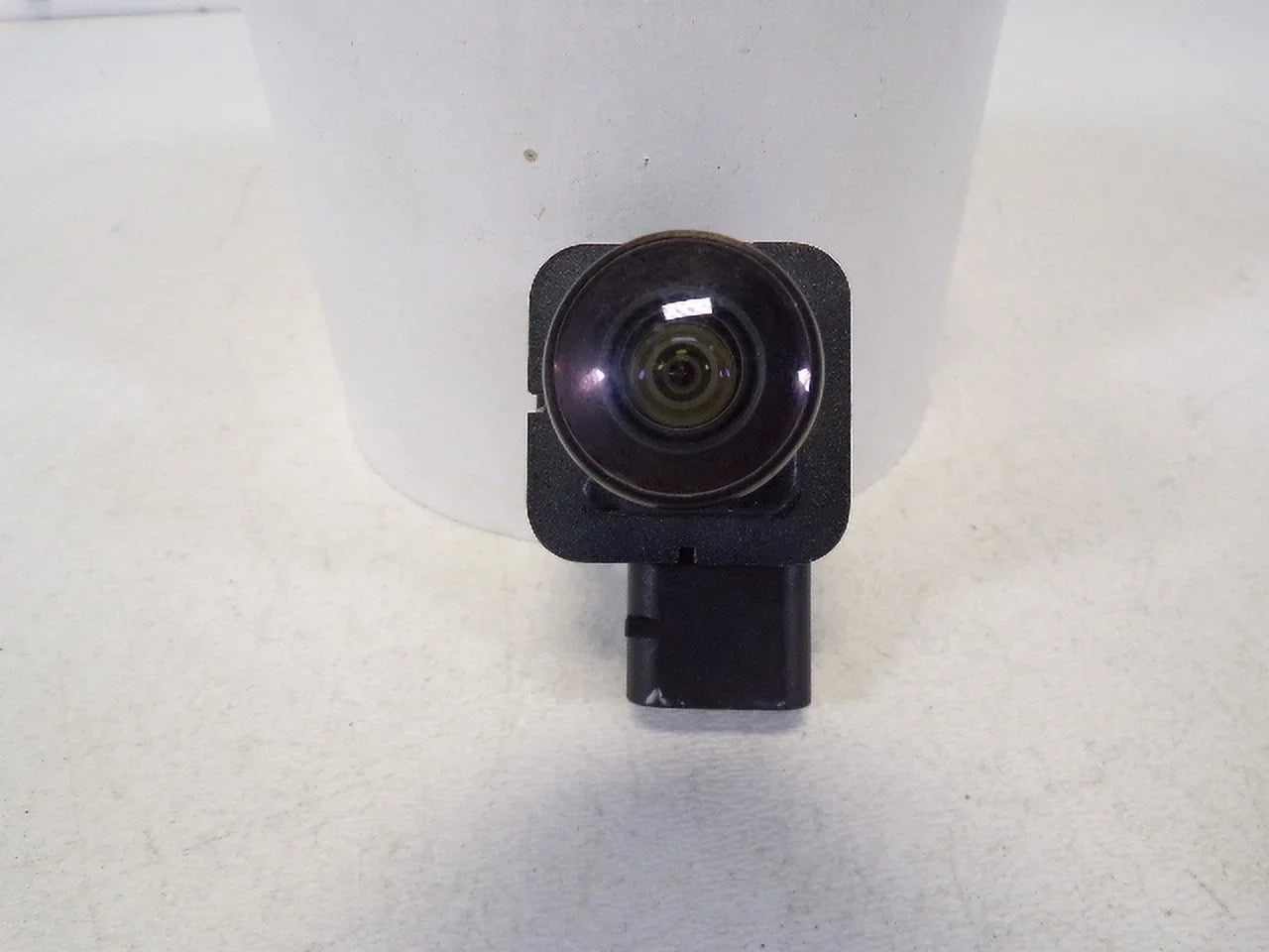 Pre-Owned 13-17 Ford Fusion Rear View Backup Camera OEM LKQ (Good)