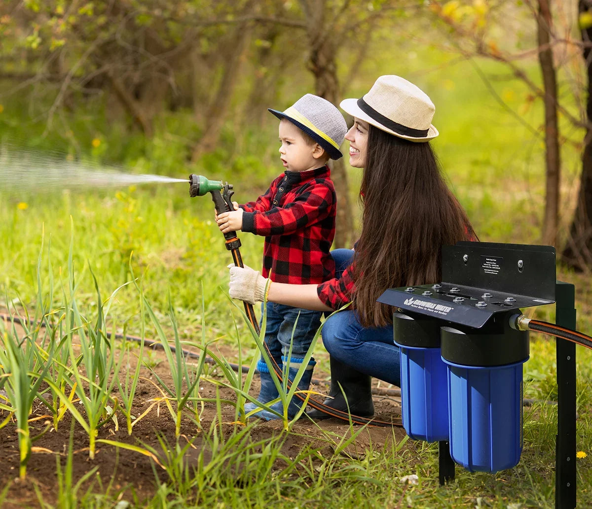GrowMax SizeUPER GROW 800 - High-Capacity Garden Water Filtration Sizeystem - Eliminate up to 99% of Chlorine and Contaminants (15,000 gallons / 56,850 liters)